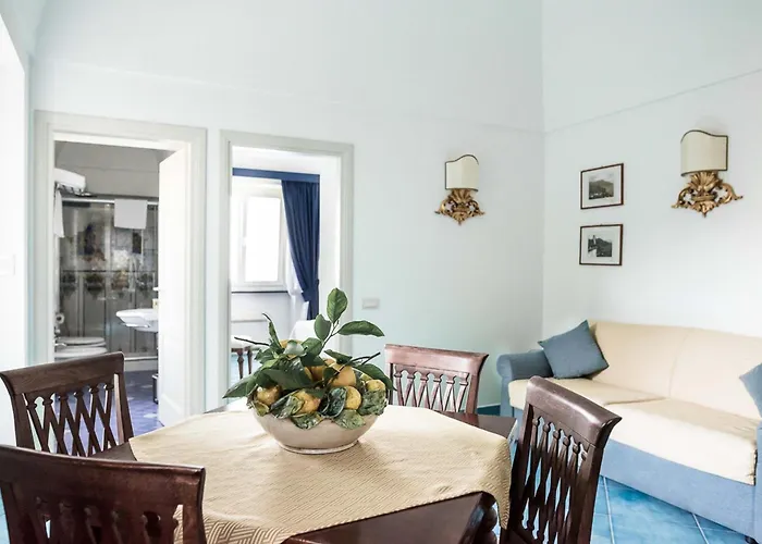 Amore Rentals - Villa Pittoresca