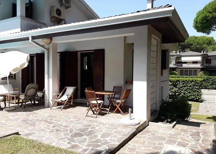 Villa By The Sea And Shared Pool