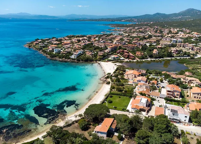 Villa Bianca With A Heated Swimming Pool