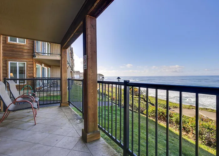 Cozy Oregon Resort Condo - Steps To Lincoln Beach!