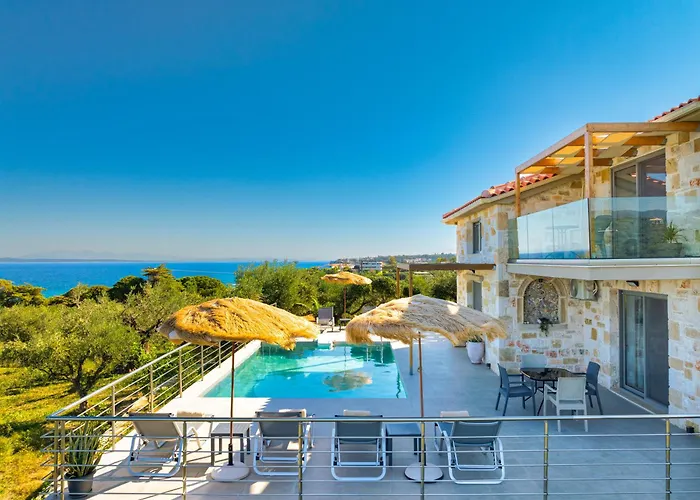 Casa Ferati - Villa With Pool By The Sea With Stunning Sunriseview By Villa Mana Gers