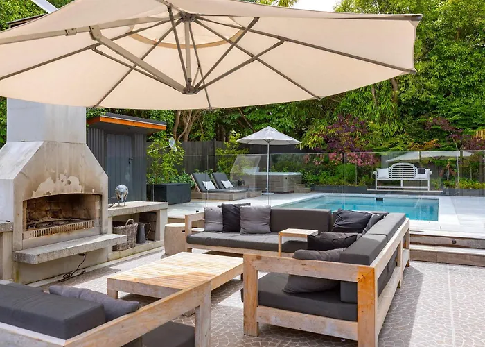 Ultimate 5-Star Getaway - Perfect For Any Season