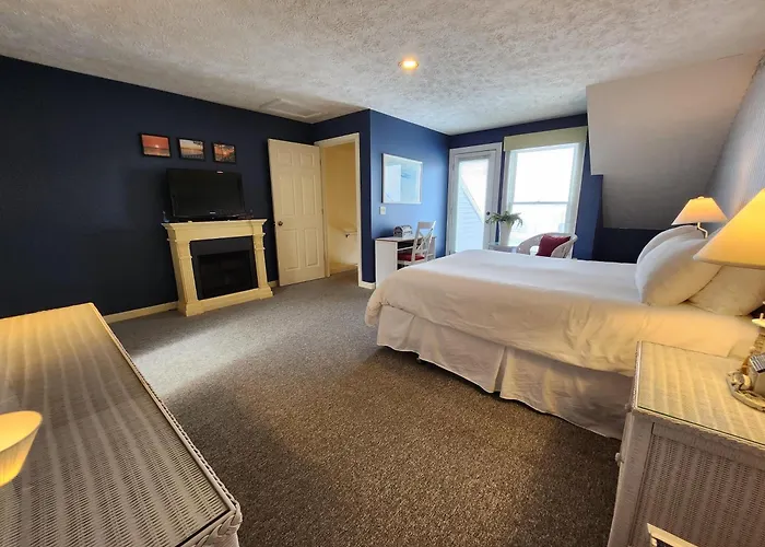 North Shore Inn Tc 306