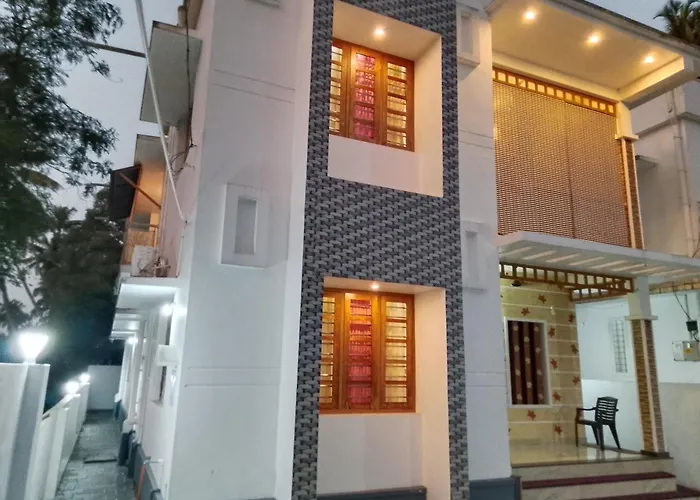 Hill Crown Wonder Palace