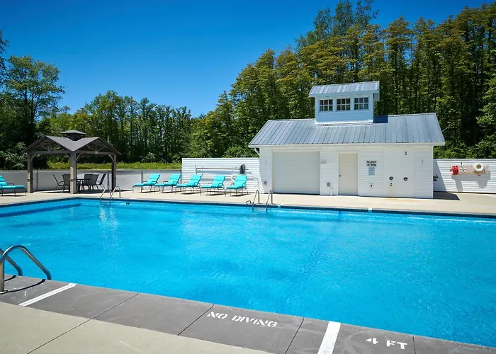 Dollybrook Cottage 1 Pet Friendly Community Pool Groups Welcome