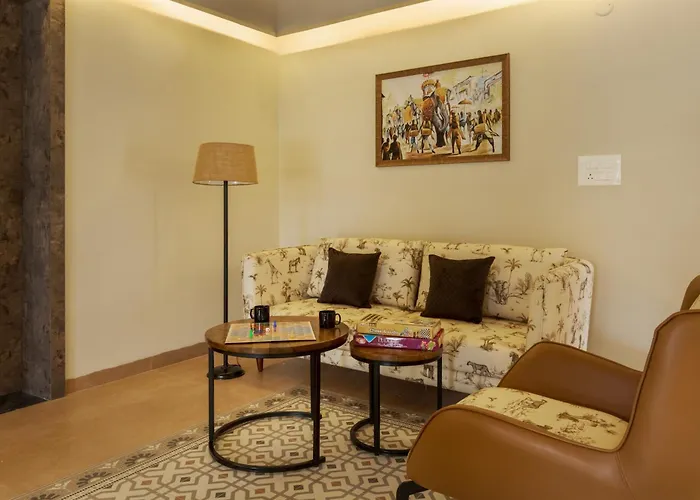 Saffronstays Pristine Manor - 8-Br Udaipur Villa With Private Pool, Garden, And Event Space Near Fateh Sagar Lake