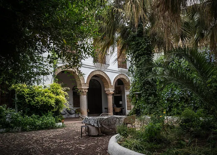 Perros hoteles Palacio De Los Angulo Casa Histórica En El Centro De