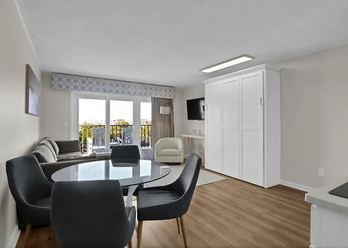 Summer Sands - 204 By Sea Scape Properties