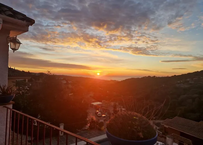 Villa Alella, 5 Bedrooms & Pool
