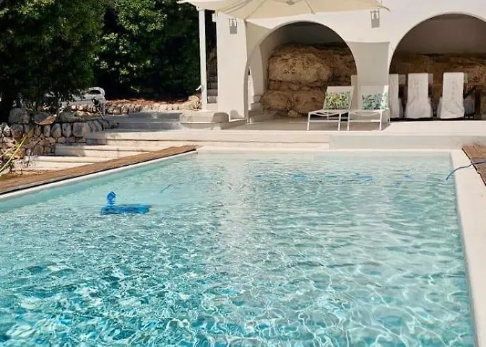 Luxury Ostuni Beachfront Villa With Pool & Private Parking