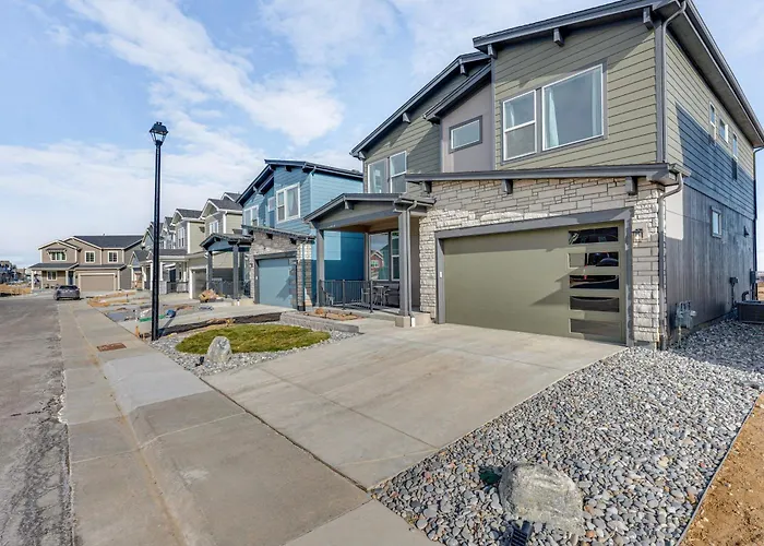 Hike, Bike & More: Superior Home 3 Mi To Parks!