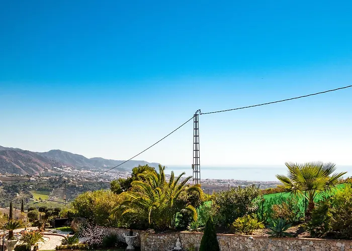 Exceptional Costa del Sol Villa El Espuela for 8 Heated pool Amazing views&quality