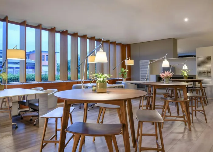 Hotel de 4 estrellas: AC Hotel Sevilla Fórum by Marriott