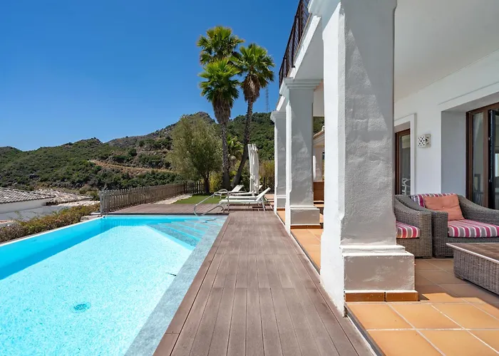 Luxury Modern 5Br Villa - Infinity Pool & Panoramic Sea Views