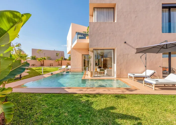 Luxury 5-Star Villa - Games & Activities - 15 Min To Center