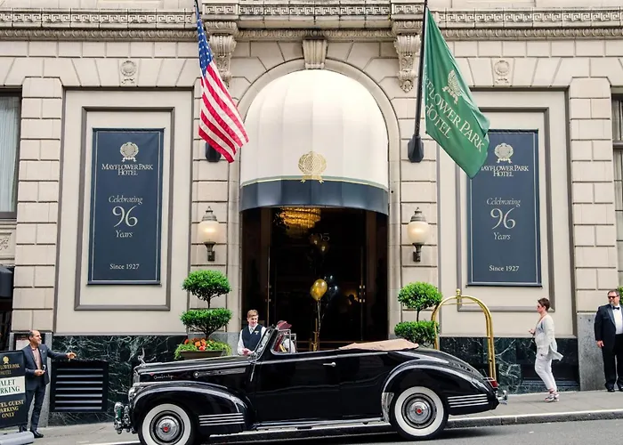 Mayflower Park Hotel