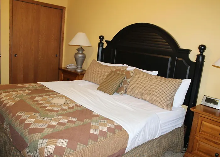 2 Bedroom Duck Lake Condo, #107