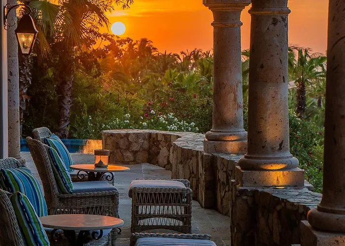 Beautiful 3 Bd Villa With Staff And Steps From The Beach In Del Mar Palmilla