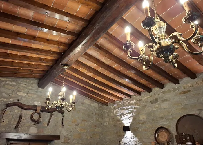 Tuscany Villa Gorello. Villa in Toscana. Jacuzzi con tetto in cristallo,piscina