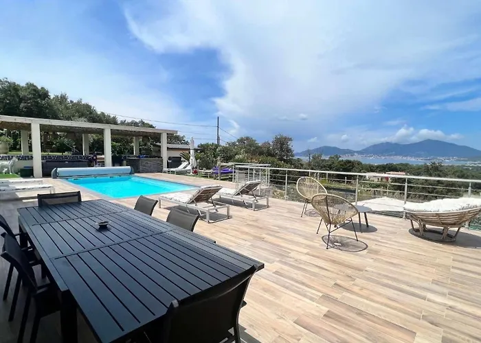 luxe 5 étoiles à Porticcio, vue mer, proche des plages