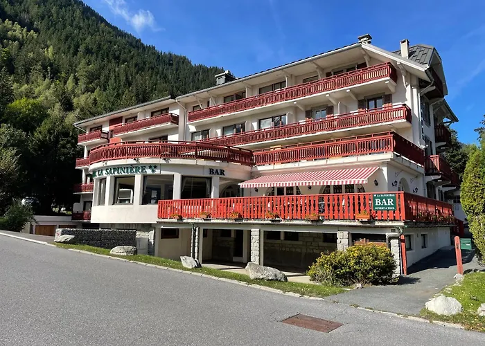 Golf hotel: Chalet Hotel La Sapiniere