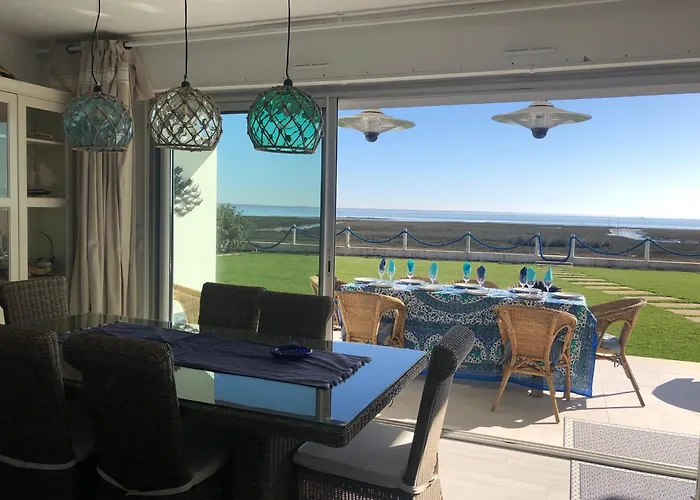 Villa De Mer, Premiere Ligne, Plage Et Piscine