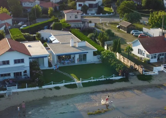 Villa De Mer, Premiere Ligne, Plage Et Piscine
