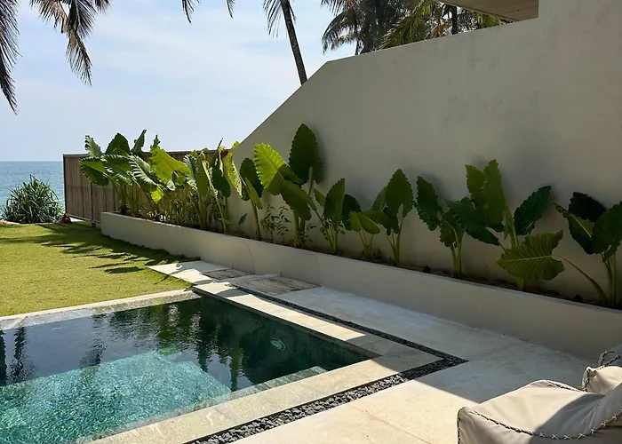 Cliff Villas Hiriketiya