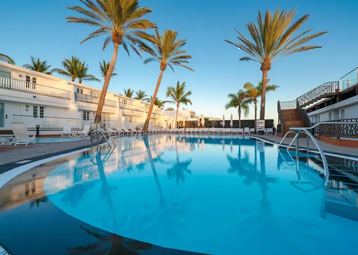 Plus Fariones Apartamentos