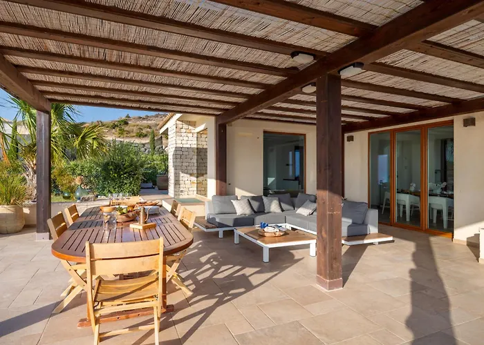 Villa Erakle A Luxury Villa With Amazing Sunset View
