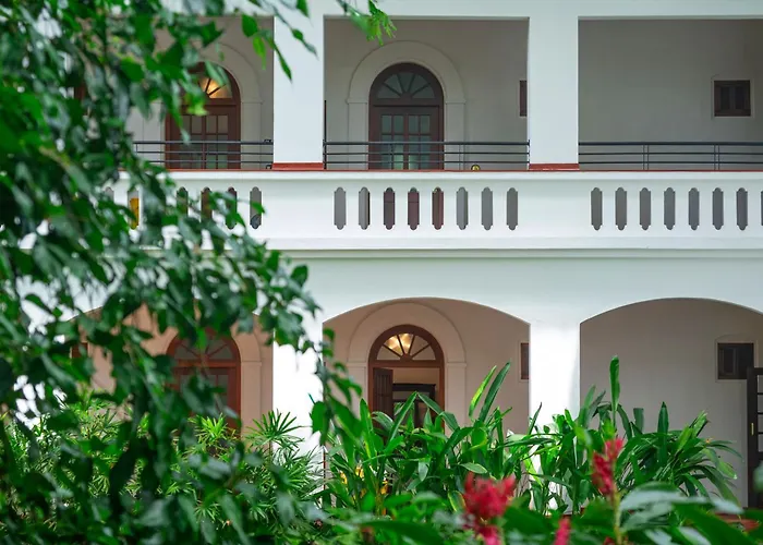 Romantic hotel: Brunton Boatyard - A Cgh Earth Experience