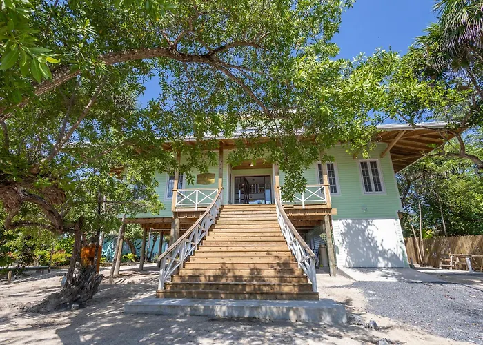 Dakota Breeze - New Luxury, Oceanfront Home With Pool!!