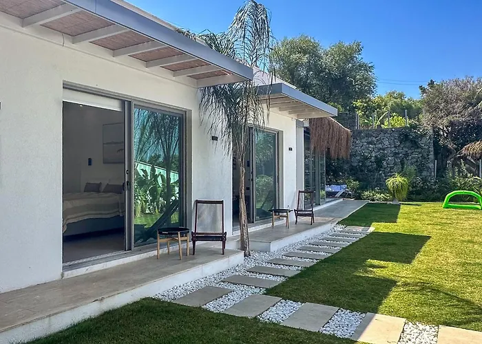 The Sunset Pavilion - Pool & 6Br