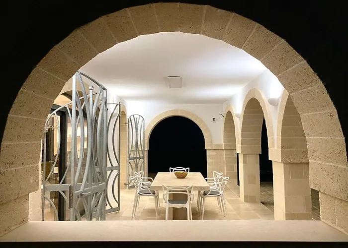 Luxus Villa With Swimmingpool, 1-6 P., Carovigno