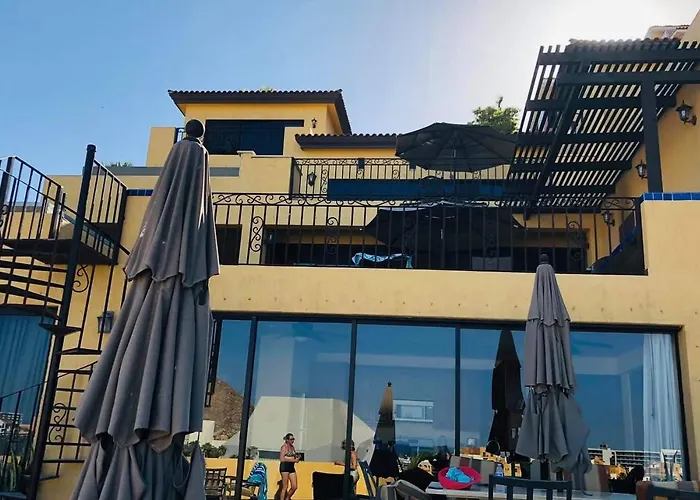 Luxury Cabo San Lucas Villa With Two Pools, Great For Large Groups