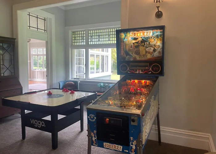 Winter Fun - Spa, Pinball, Billiard And More