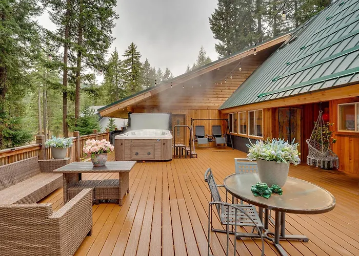 Game Room & Trail Access! Leavenworth Family Cabin