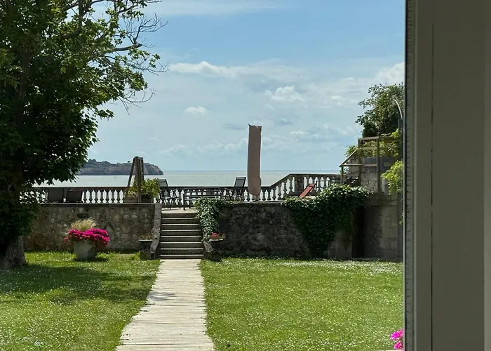 Hôtel accueillant les animaux: Villa Tousvents