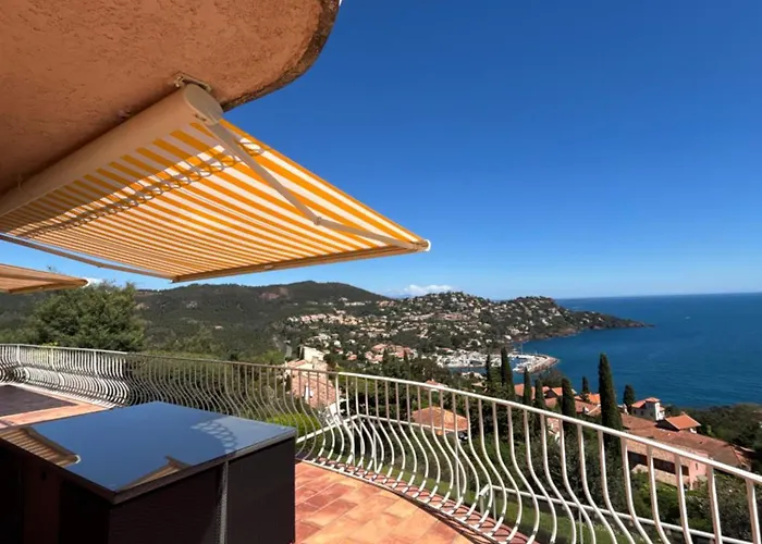 Villa Provençale vue mer&piscine privée