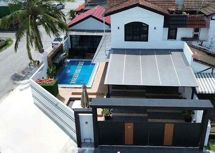 Lyl Ipoh Garden Private Pool Villa-18Pax 5Br