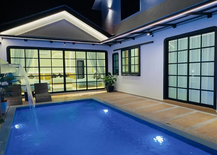 Lyl Ipoh Garden Private Pool Villa-18Pax 5Br