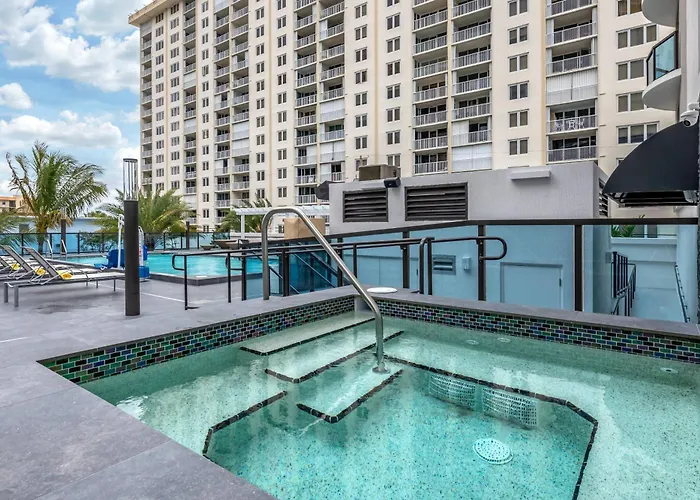 Family Hotel: Cambria Hotel Fort Lauderdale Beach