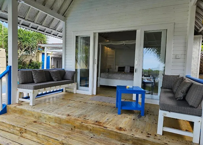 Villa Waru