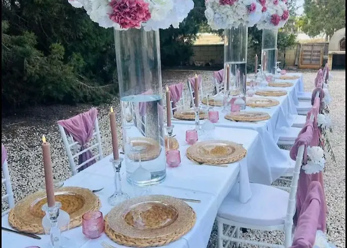 Larnaca Mansion Ideal For 3 Families Or More