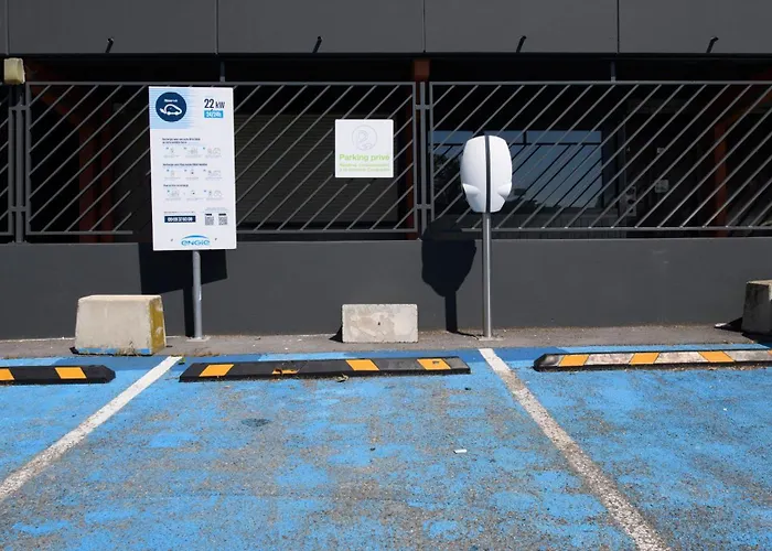Hôtel accueillant les animaux: Campanile Nîmes Centre Mas-Carbonnel