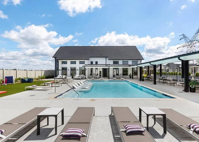 Charming Magnolia Retreat Clubhouse And Gym Access