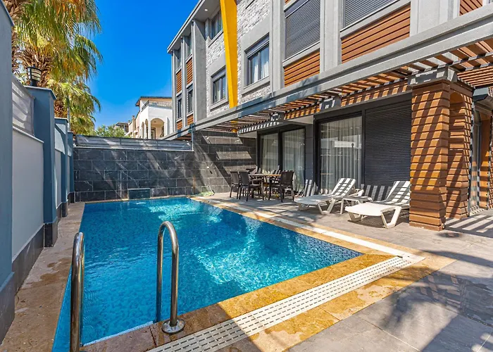 Near By The Land Of Legends , Private Pool With Jakuzzi Villa Euphoria