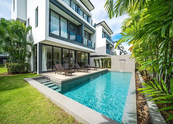 Modern Minimalist Style Luxury Villa With Private Pool Located In A High-End Resort Area Adjacent To Laguna Park Golf Course