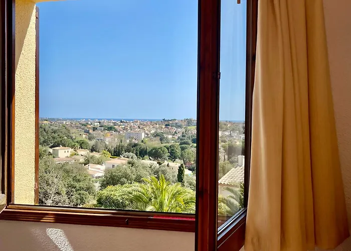 Villa Tranquila Large Luxury 3 Bedroomed 2 Bathrooms Private Villa With Pool And Sea Views In Calonge Sant Antoni De Calonge