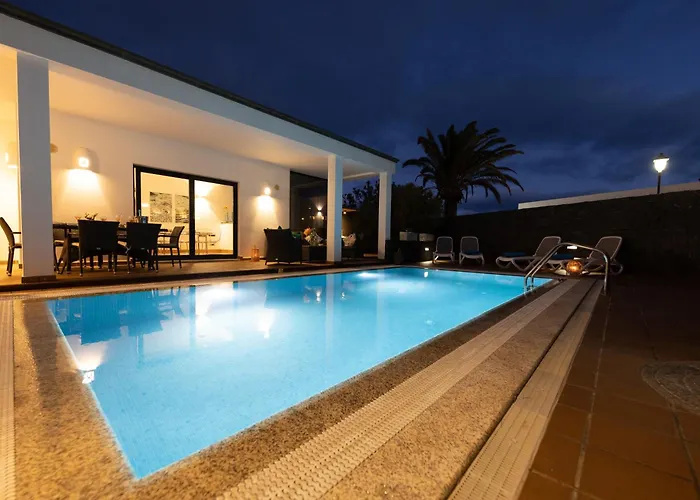 Villas Mamma Mia Pool Heat Private & Jacuzzi